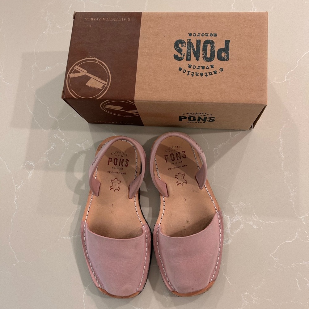 Girls Pons Avarca sandals